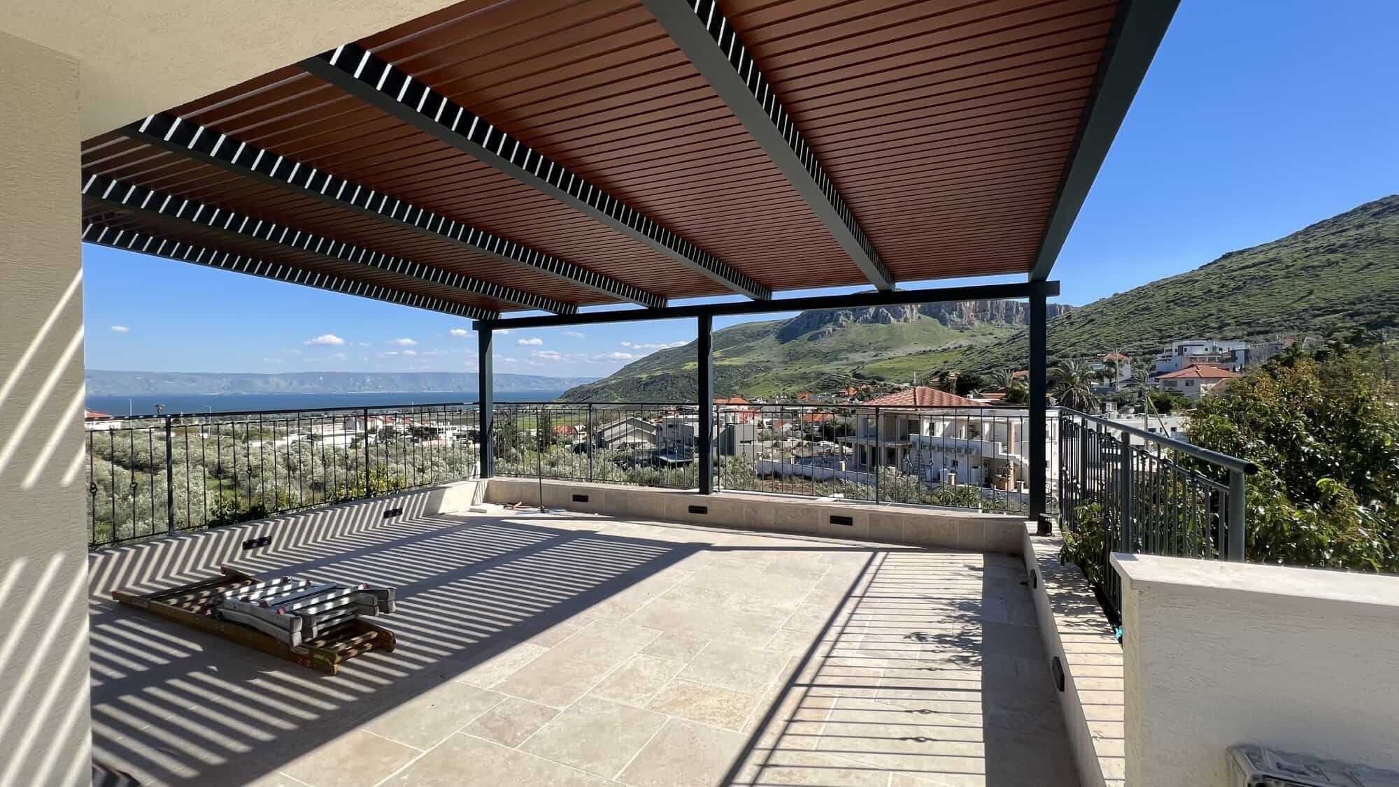 הסיפור מאחורי אופאל כיצד מותג ישראלי משנה את חוויית המרחב החיצוני