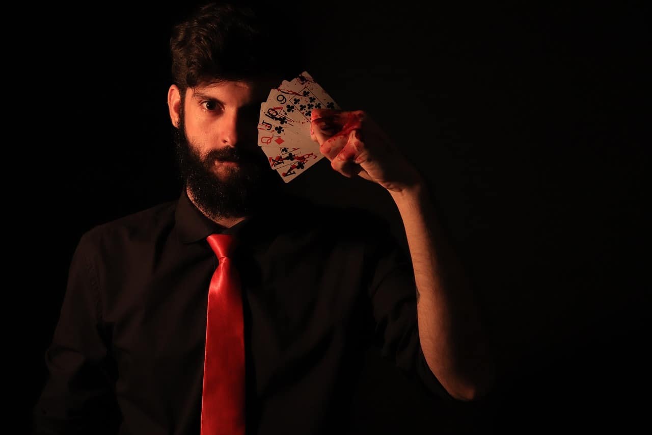 קוֹסֵם